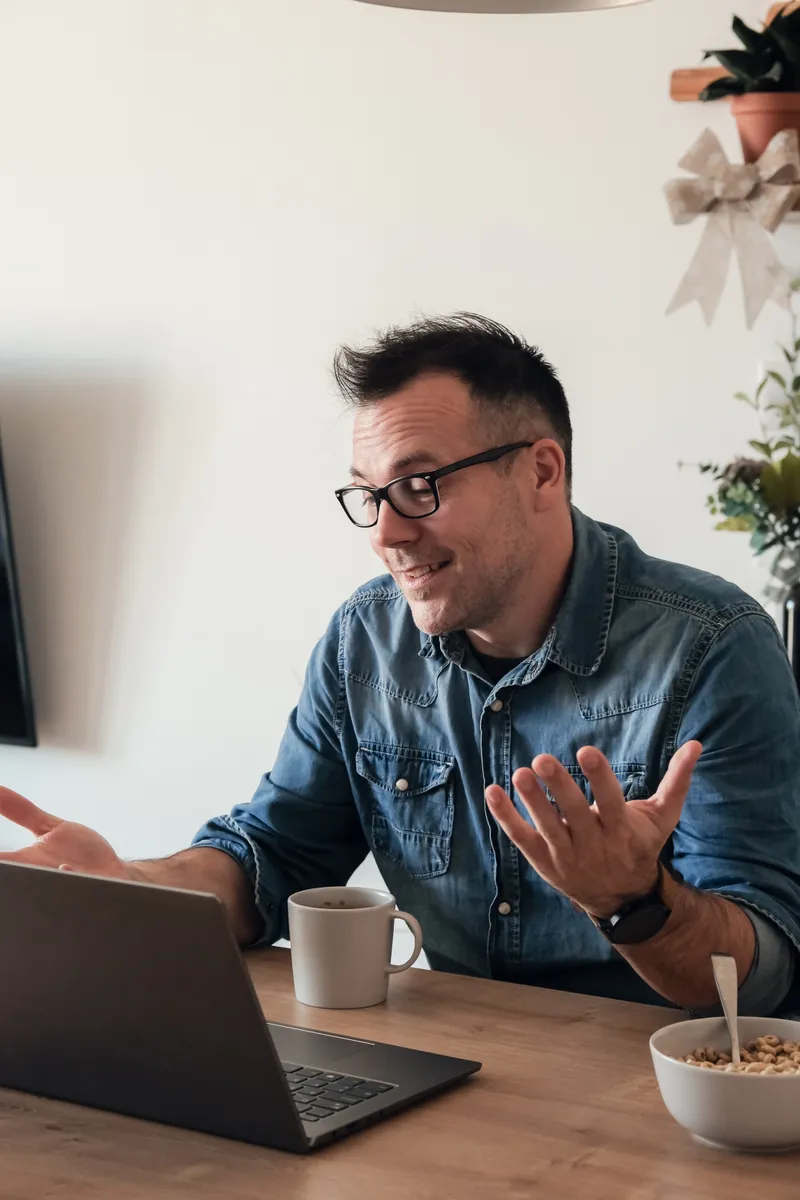 Comparing Assistant Solutions: BELAY vs. Fancy Hands